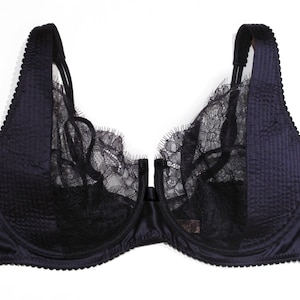Lace bra, blue silk and black Chantilly Lace - Perfect for plus size