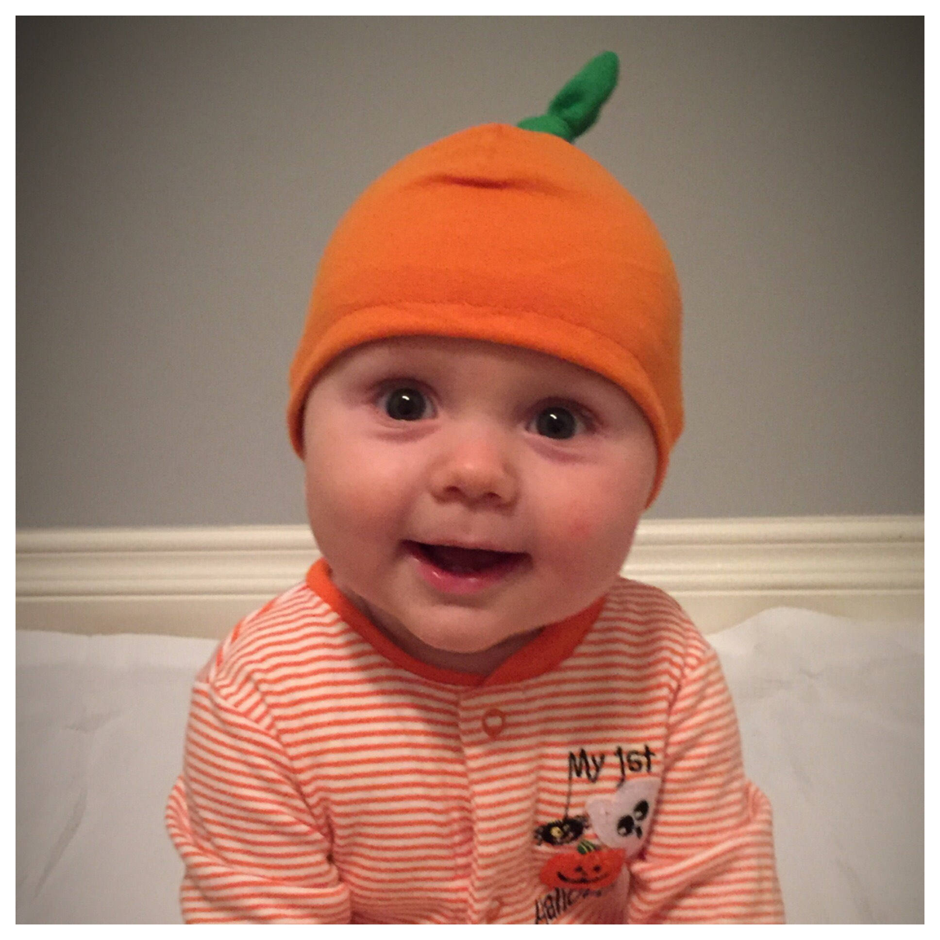 top knot baby hat