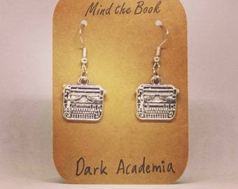 Bookish earrings: small vintage typewriter charms. Book lover. Writer. Writing. Journalist. Retro. Dark Academia.