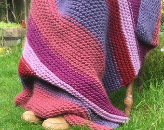 Merino Wool lap Blanket, Chunky Hand knitted Throw, Very Berry Pink, Purple