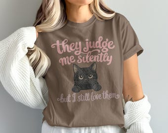 Camiseta divertida para amantes de los gatos: "Me juzgan en silencio" / Humor para dueños de mascotas