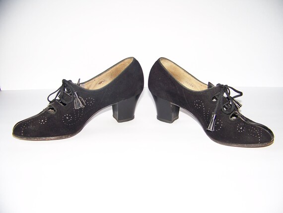 Vintage 1930's/1940's Ladies Black Suede Shoes.Vin