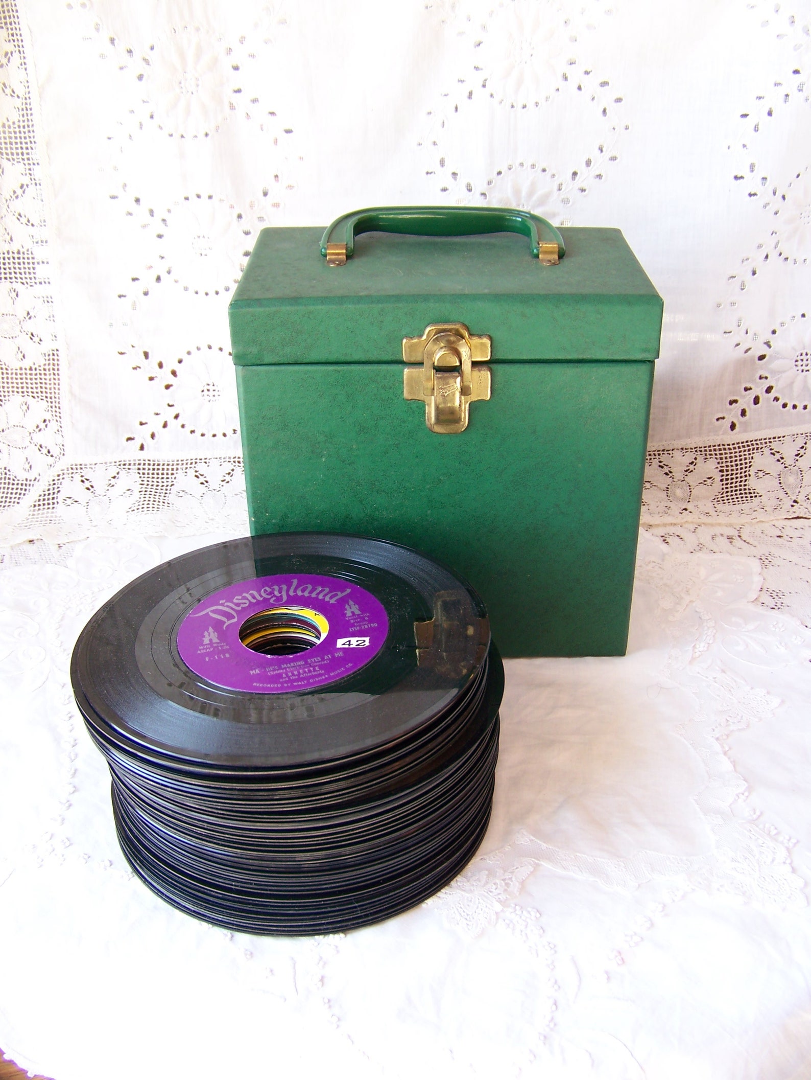 Vintage 45 RPM Record Case with 49 Vinyl Records.Vintage Green | Etsy