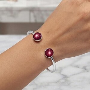 Red Star Ruby Bangle, 925 Sterling Silver, Open Cuff Bangle, Double Red Gemstone Bangle, Lindy Star Bangle, Women Jewelry, Vintage Bangle