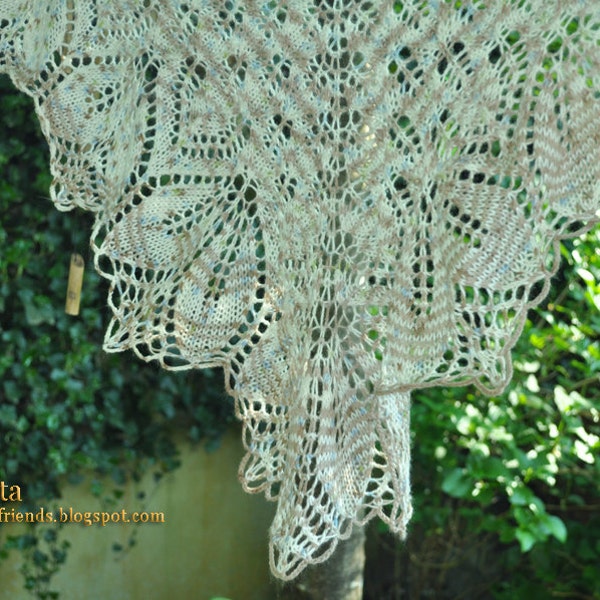 SALE! Beautiful Large Hand Knit Lace Shawl, Shoulder Wrap, Triangular Lace Scarf. Gift for Her