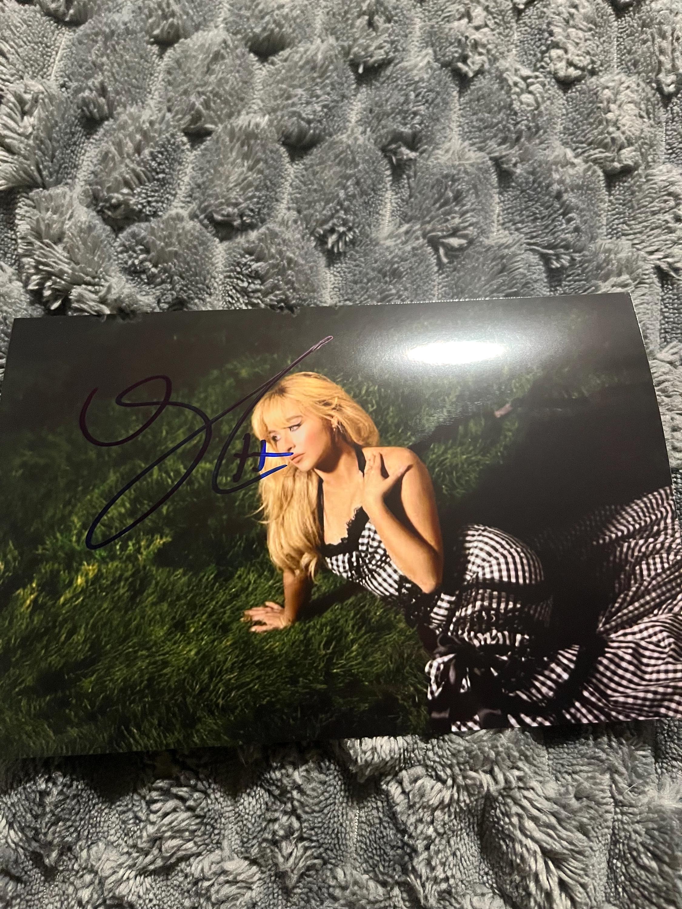 Sabrina carpenter autograph - Etsy 日本