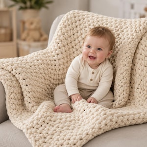 Easy Loop Yarn Baby Blanket Pattern PDF | Finger Knitting Blanket | No Needles | Beginner Friendly | Instant Download | Cozy Nursery Decor