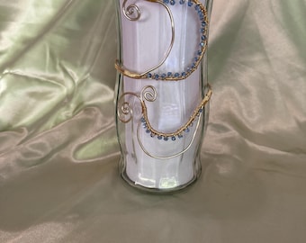 Custom adjustable armband