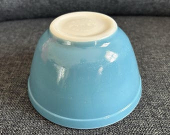 Vintage small glass turquoise Pyrex nesting mixing bowl replacement primary set