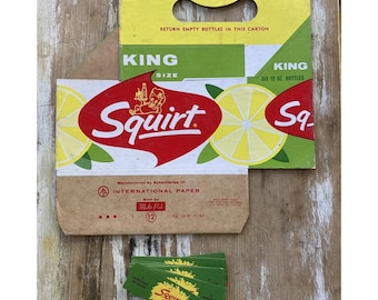 Vintage soda advertising Squirt bottle labels + cardboard 6 pack carrier 1962