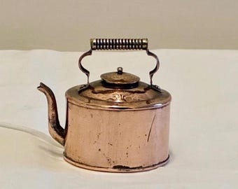 Zeldzame antieke Engelse 19e-eeuwse landhuiskeuken handgesmeed koperen MINIATUUR waterkoker, pot, verkoper monster/winkeldisplay