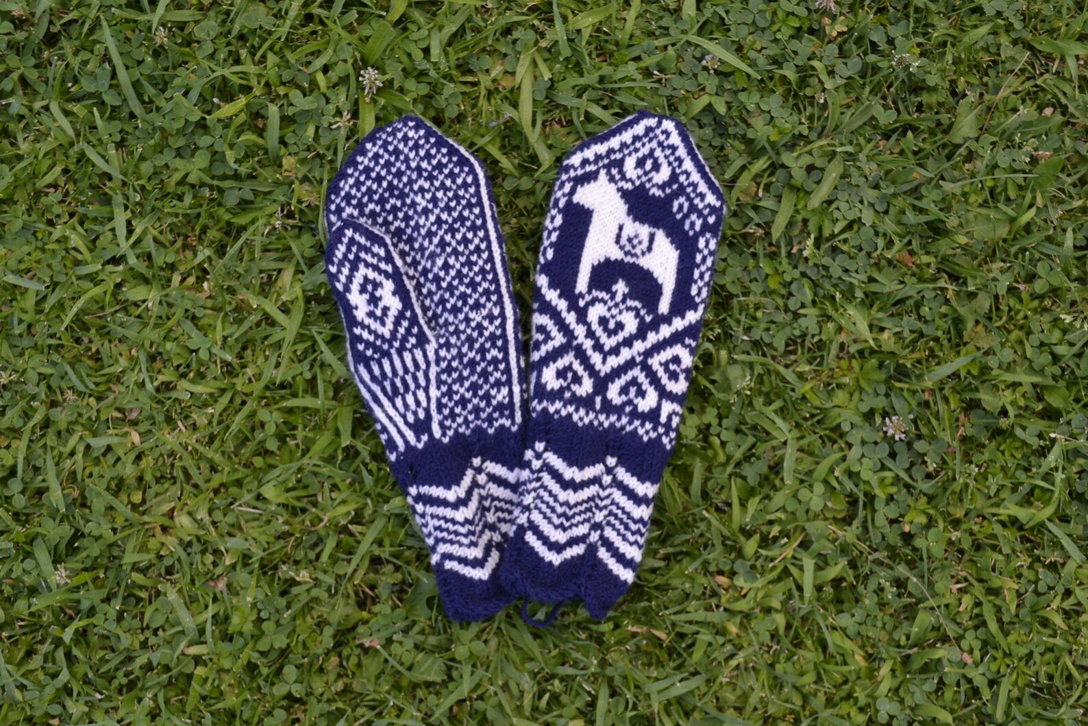 Dala Horse Mittens Navy Blue Mittens Merino Mittens Winter Etsy