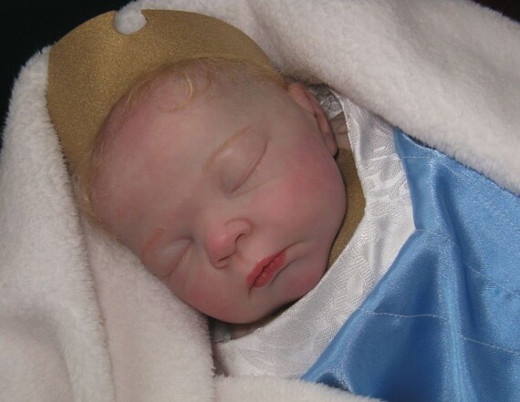 baby sleeping beauty