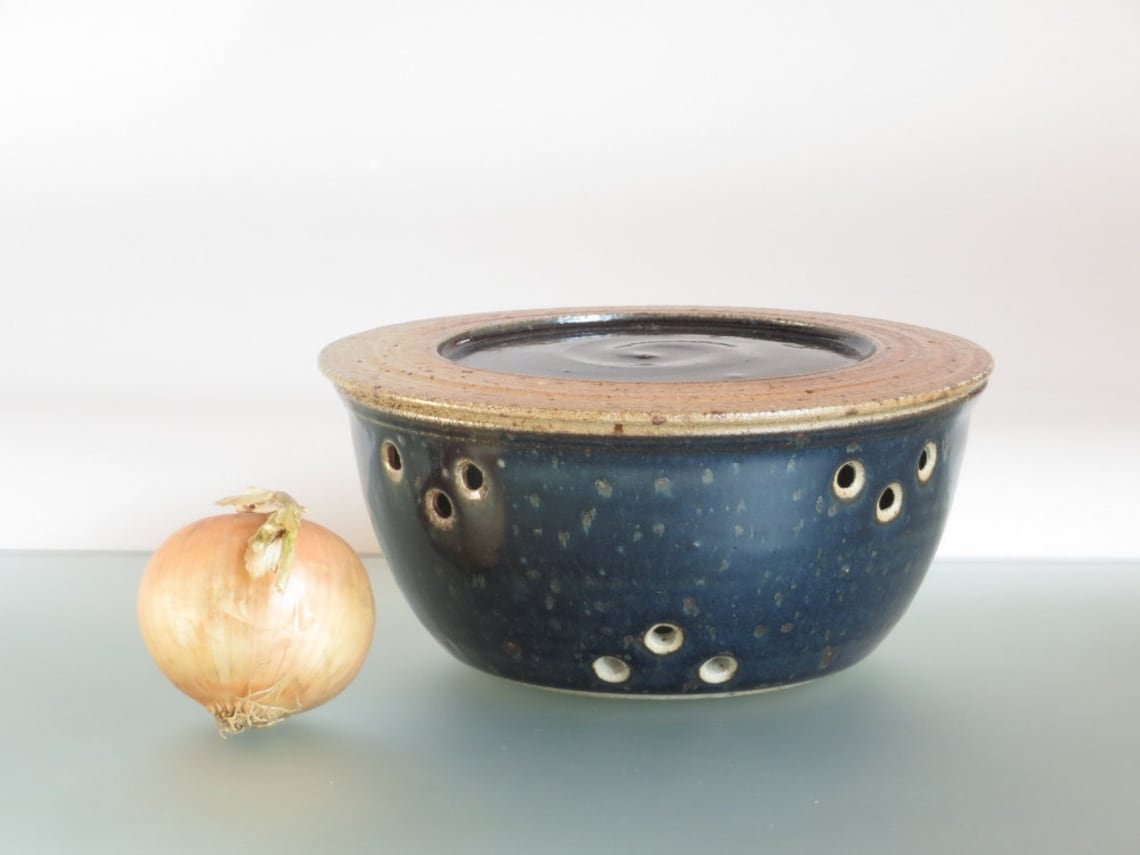 Garlic Keeper Onion Storage Garlic Jar With Lid Ceramic Garlic Etsy
