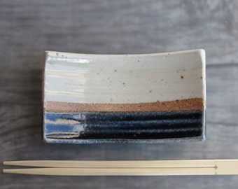 Piatto da sushi piccolo in ceramica Piatto da sushi in ceramica poggia cucchiaio accessorio da cucina portasapone rustico in gres crema blu