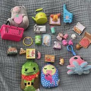 Grab Pack of Toys & Trinkets – Lot of 10, 20, or 50 Surprise Items