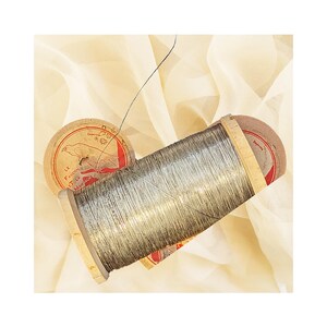 1930s French Silver Embroidery Thread Le Faucon et la Montagne 5 Yard Piece