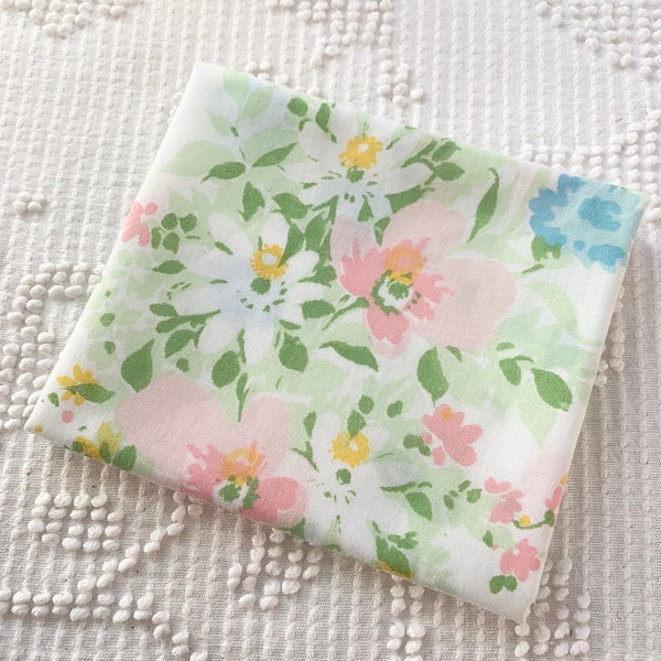 Sugar Sweet Vintage Sheet FQ, Vintage Fabric, Floral Fabric, Sustainable Crafting, Sewing Supply
