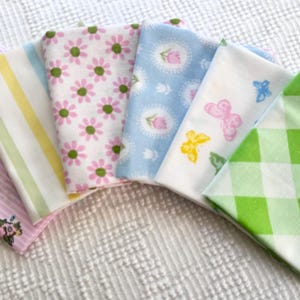 Vintage Sheet Fat Quarter Bundle, Sustainable Crafting and Sewing, Quilting Supplies