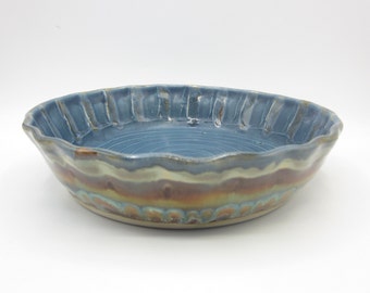 Plato de pastel de cerámica hecho a mano (grande)- Azul/Verde/Marrón/Azul