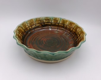 Handgefertigte Tortenform aus Keramik (groß) - Braun/Rot/Grün/Blau