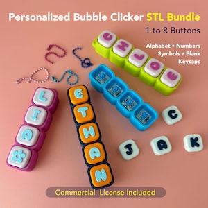 Może przedstawiać: Personalized Bubble Clicker STL Bundle 1 to 8 Buttons Alphabet Numbers Symbols Blank Keycaps. Kilka wielokolorowych plastikowych urządzeń typu clicker z przełącznikami mechanicznymi, niektóre z literami i symbolami, oraz małe metalowe łańcuszki kulkowe.