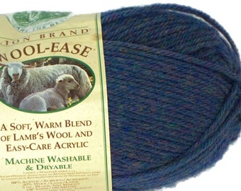 Filato Wool-Ease Lion Brand, colore Blue Mist