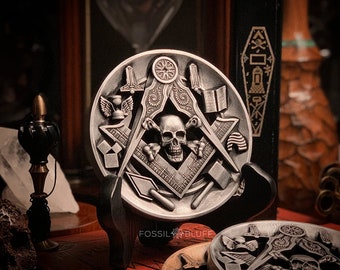 Masonic Medallion LUX - Memento Mori
