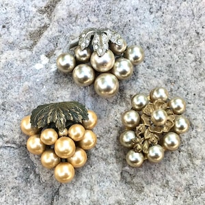 Vintage DRESS Clips, Brooch, Faux Pearl Clip