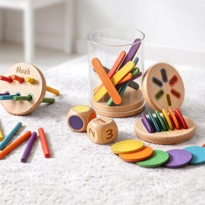 Tarro clasificador personalizado con borde de madera transparente, varillas apilables entrelazadas, cubos de colores numéricos, tapas de madera intercambiables, juguete para emparejar formas, regalo de cumpleaños