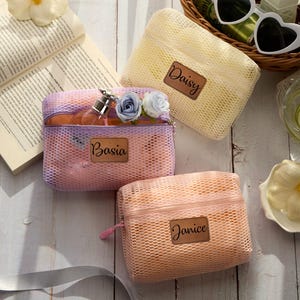 Custom Monogrammed Mesh Makeup Pouch,Personalized Beach Toiletry Bag with Leather Patch Name,Bridesmaid Travel Cosmetic Storage Bag