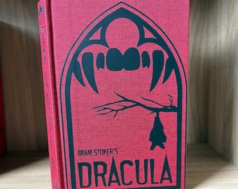 Vintage Bram Stoker's Dracula - (1965) Beautifully Illustrated