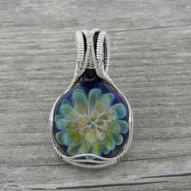 Heady Glass Pendant Wire Wrapped Implosion Image 0