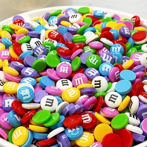 Set of 7 Mixed * 10 Same Color - Faux M&M, Fake Candy M and M Cabochon, Fake Food, Home Decor, Fake Bake, Fake Candy, Summer Candy, Flatback