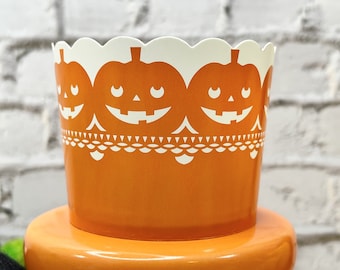 Set of 8 * Jack-O-Lantern Cupcake Wrappers, Cupcake Liner, Baking Cups, Halloween Cupcake Liners, Coffee Bar, Fun Photo Prop, Party Prop