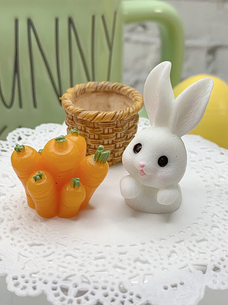 Set of 1 Bunny in Basket, Carrots in Basket, Easter Decorations, Fake Bake, Fake Topper, Easter Candy, Cabochon, Easter Basket, Easter Prop image 6