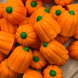 Set of 2 * Fake Candy Pumpkin * Fake Halloween Candy, Nostalgic Pumpkin, Halloween Treats, Tiered Tray, Candy Decor, Cabochon Charm, Medium