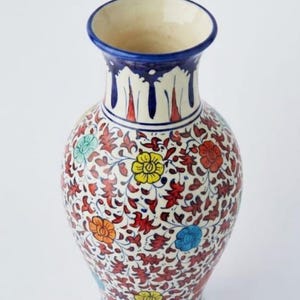 Hand-Painted Ceramic Flower Vase – Traditional Blue White Floral Pottery Centerpiece