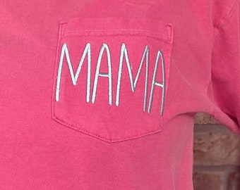 MAMA Pocket t-shirt - COMFORT COLORS - Unisex Shirts - Personalized t-shirts - trendy pocket t-shirt - gifts for her - Mother's Day Gift