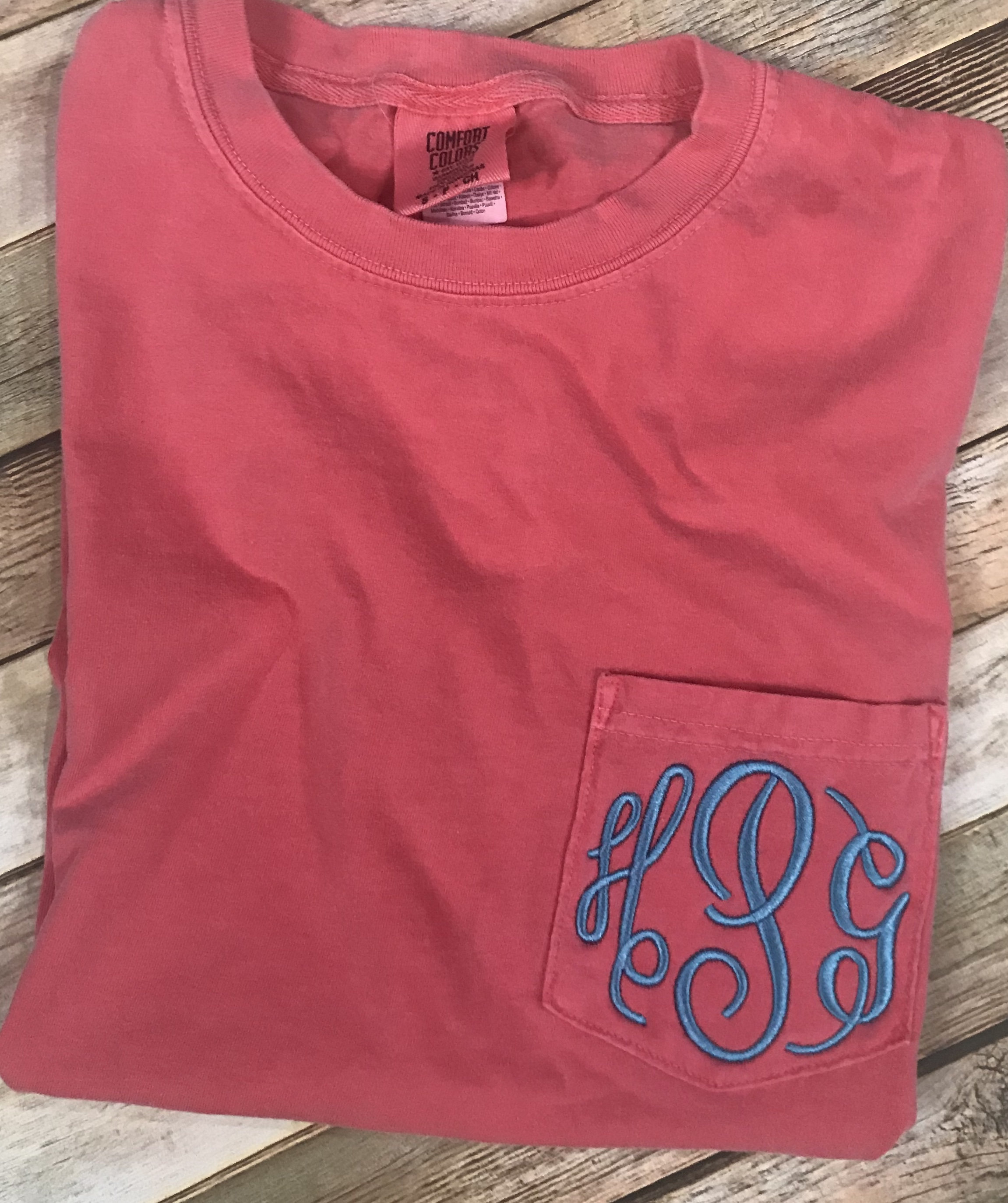 SHORT SLEEVE Comfort Colors Monogram Pocket Tee Short Sleeve | Etsy