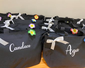 Personalized Zippered Tote, Tote with pockets, Name on Tote, Black Tote for Bridesmaids, Teachers, or co-workers, Weekend bag, Great Gift!