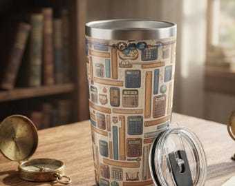Copo Térmico com Régua e Calculadora | Presente para Professores | Caneca de Viagem Matemática de 590ml | Design Retrô de Escritório
