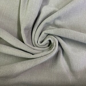 Tela de tapicería de lana belga Epingle Maharam Voyage Silver de 13,25 yd. Precio de venta sugerido al público: 153/yd.