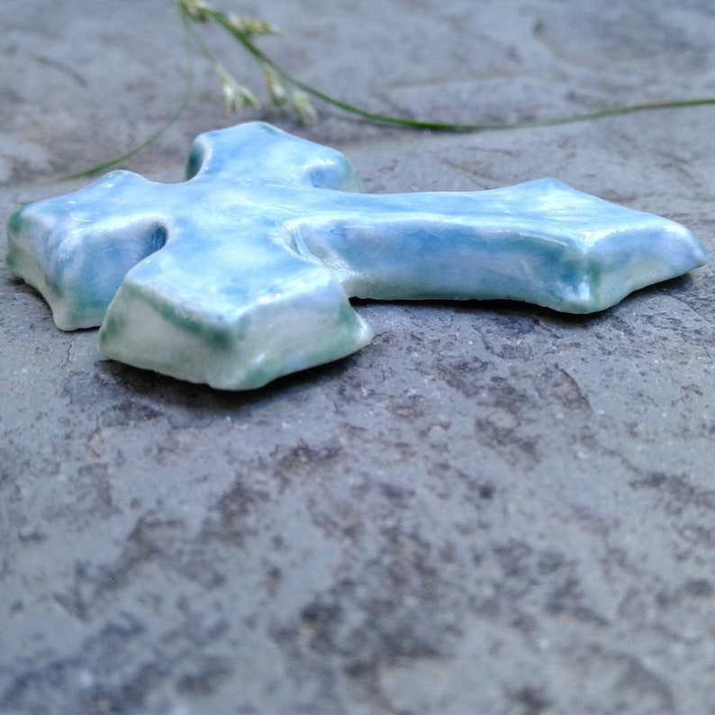 Set 3 Celtic Cross Cabochons Fine Porcelain Turquoise Green Irish Pendants Templar Cross Amulets Mosaic Scrapbooking Projects
