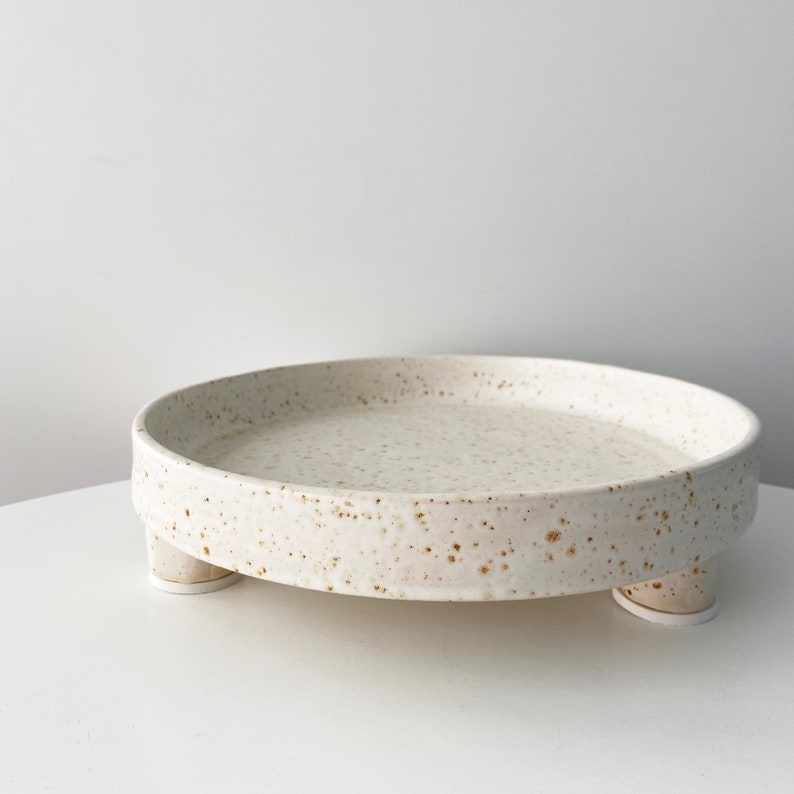 Large ceramic tray with straight rim on 3 feet, offwhite with brown speckles image 4