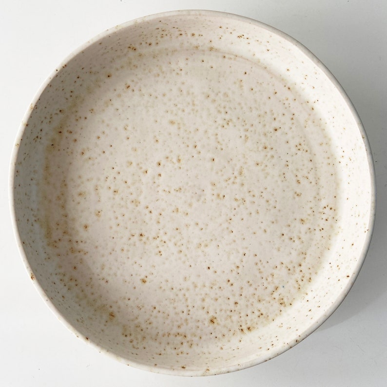 Large ceramic tray with straight rim on 3 feet, offwhite with brown speckles image 5