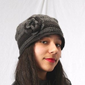 Womens winter hat, Crochet flower hat in grey and black, Crochet ladies hat image 3