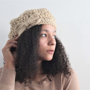 Women's winter hat in beige, French beret hat with crochet bow- Korean style-