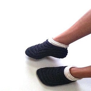 Crochet Moccasin slippers for women, Crochet slipper boots, Women's house shoes The Davos image 2