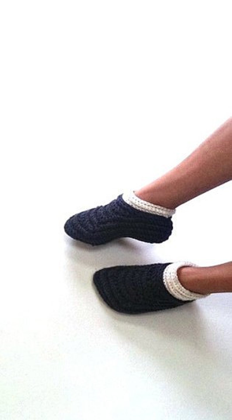 Crochet Moccasin slippers for women, Crochet slipper boots, Women's house shoes The Davos image 2